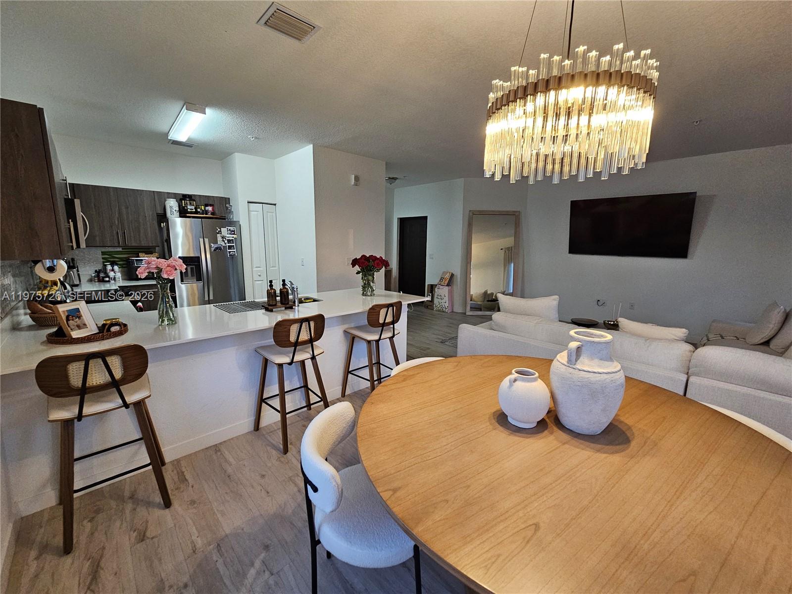 CENTURY PARK SOUTH - Residential Lease