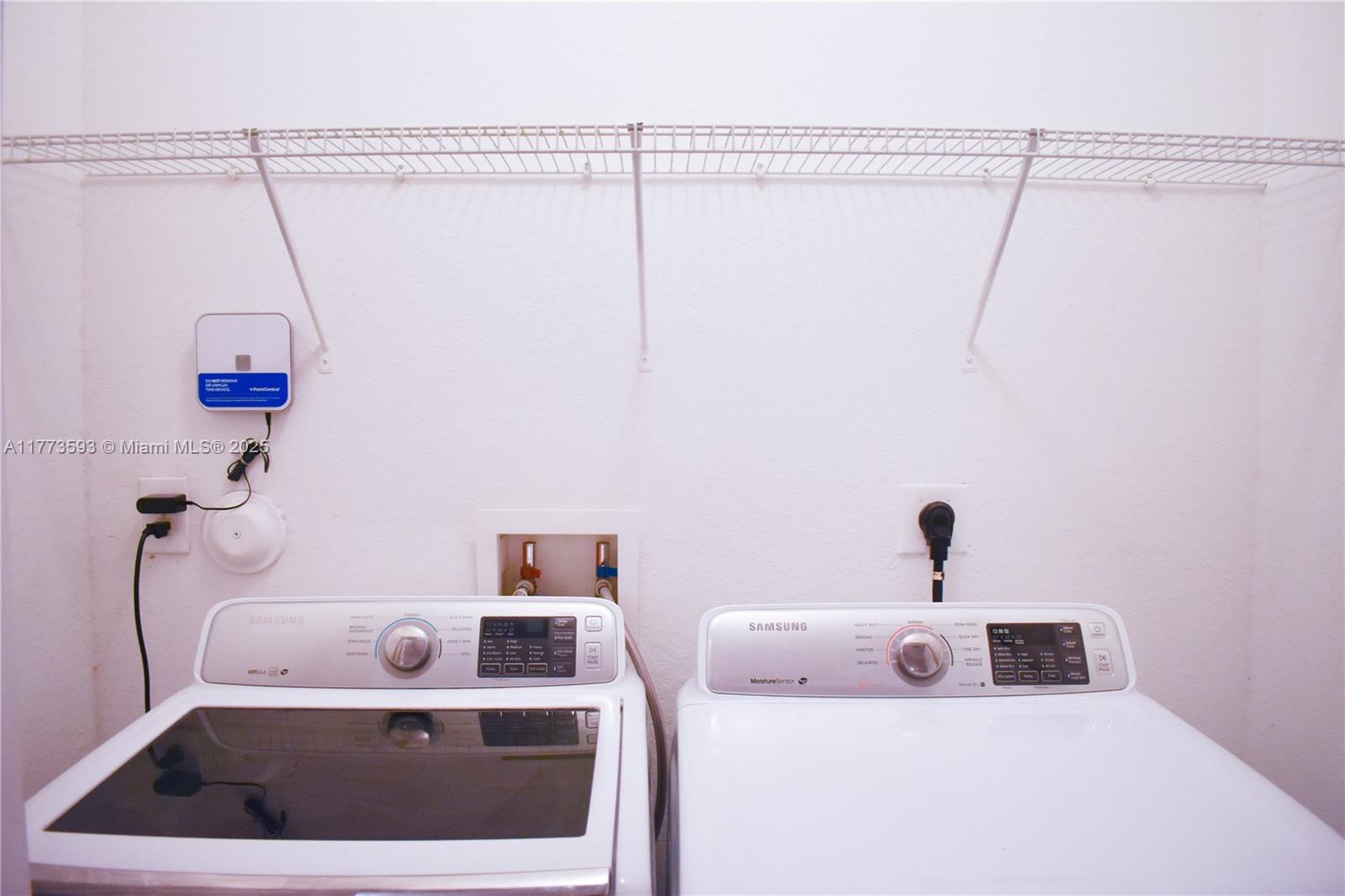 CENTURY GARDENS VILLAS - Residential Lease