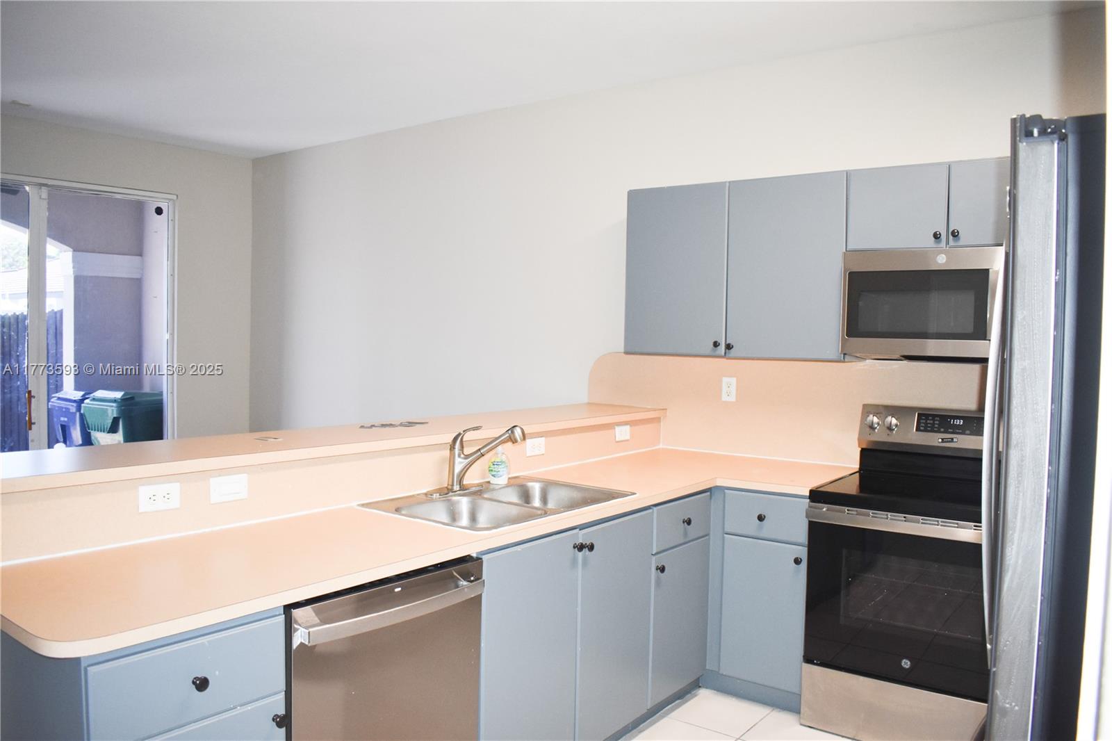 CENTURY GARDENS VILLAS - Residential Lease