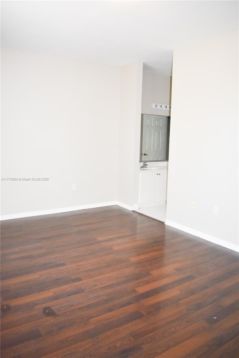 CENTURY GARDENS VILLAS - Residential Lease