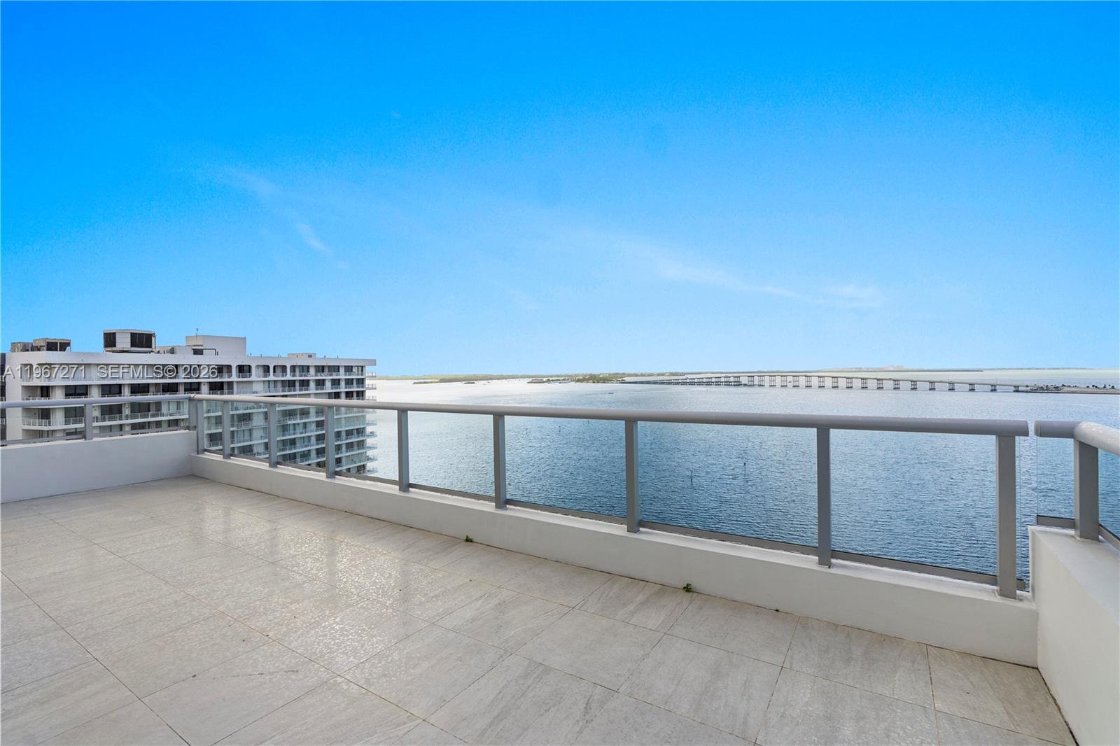 THE PALACE CONDO - Residential