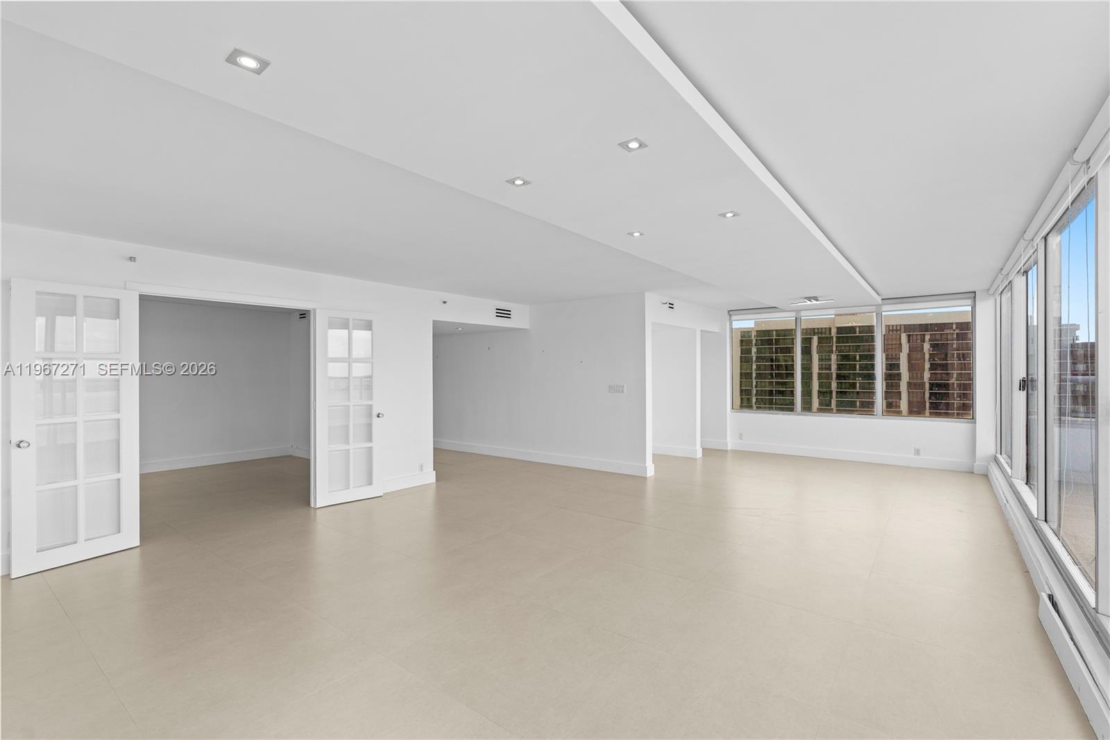 THE PALACE CONDO - Residential