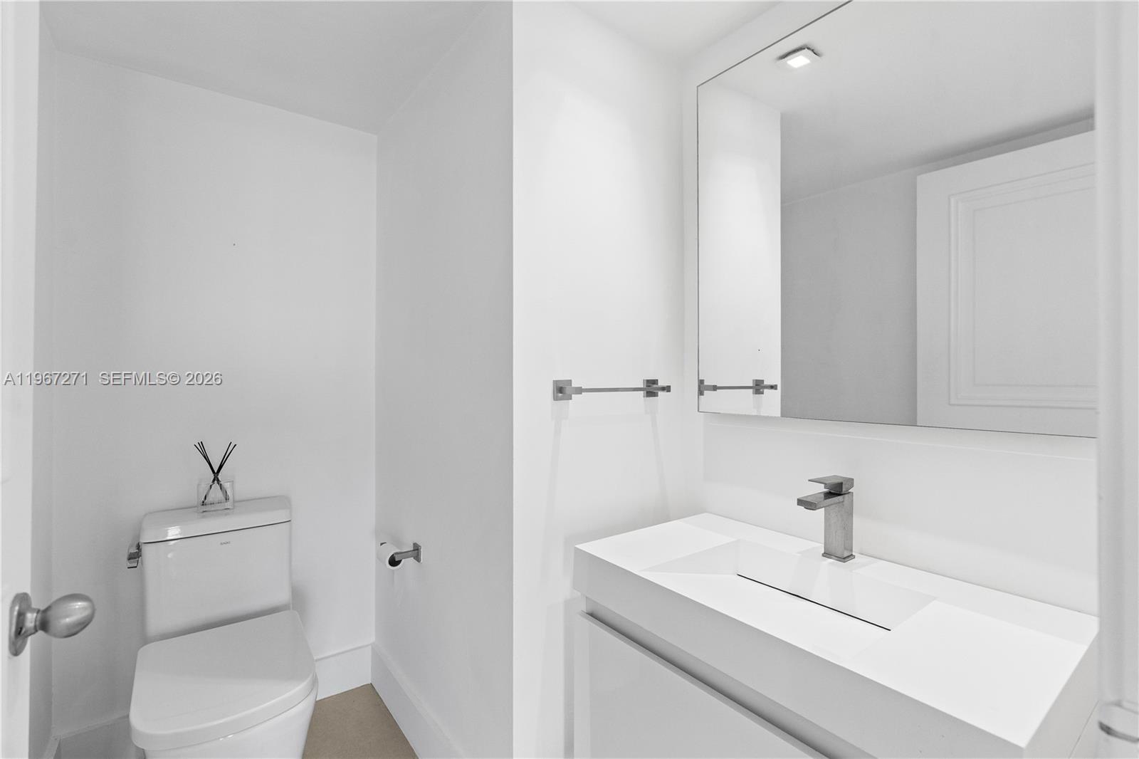 THE PALACE CONDO - Residential