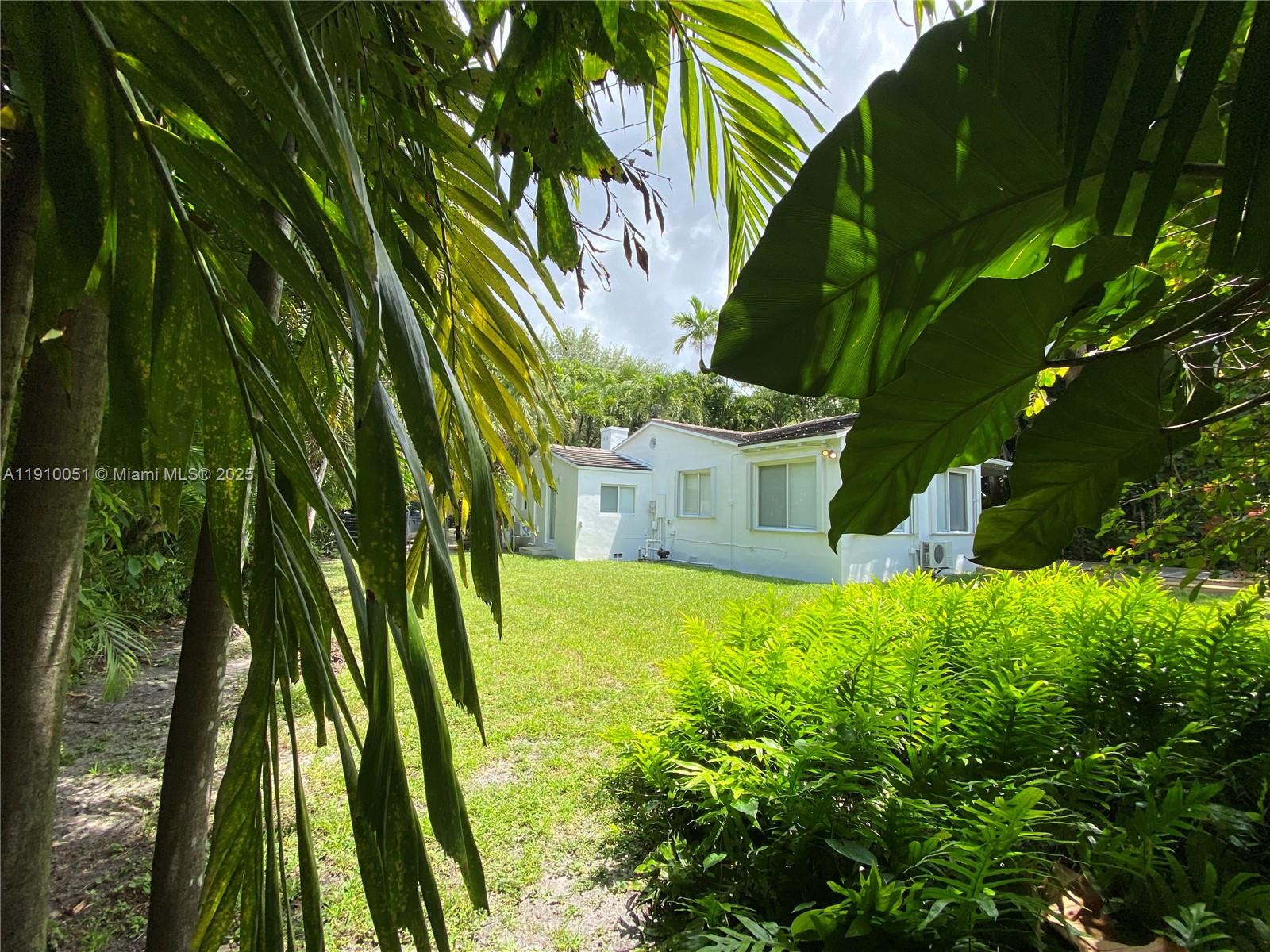 COUNTRY CLUB ESTATES SEC - Residential Lease