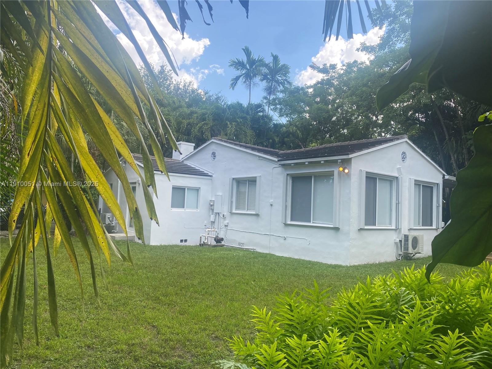 COUNTRY CLUB ESTATES SEC - Residential Lease