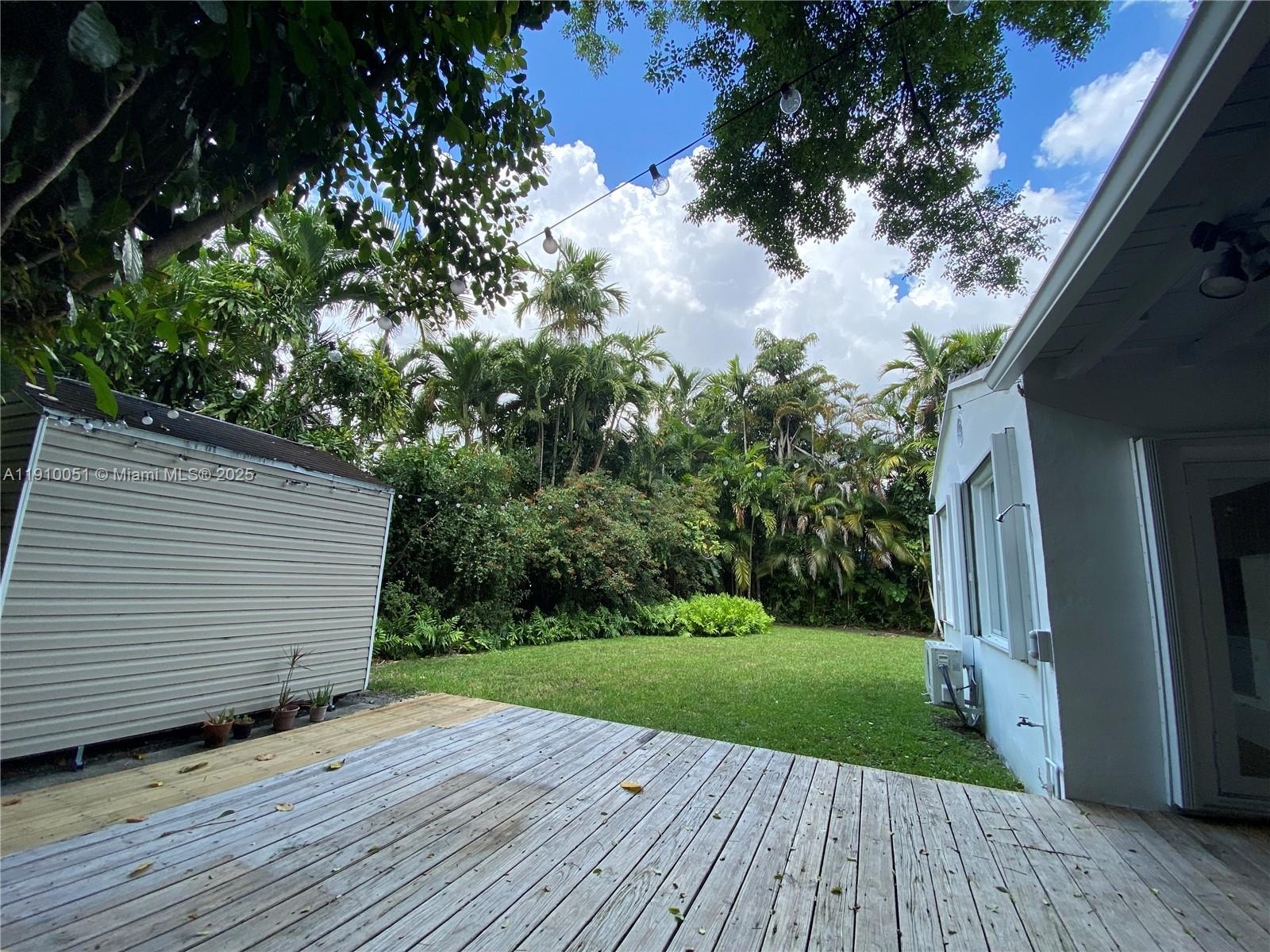 COUNTRY CLUB ESTATES SEC - Residential Lease