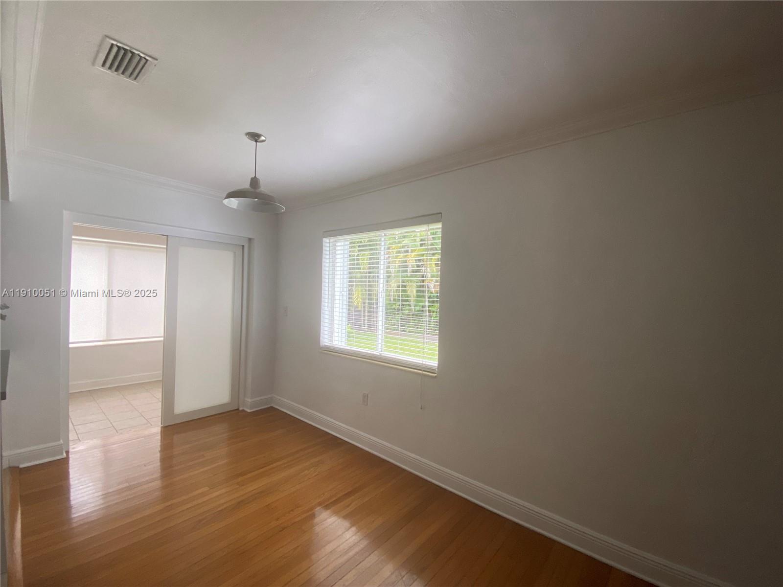 COUNTRY CLUB ESTATES SEC - Residential Lease