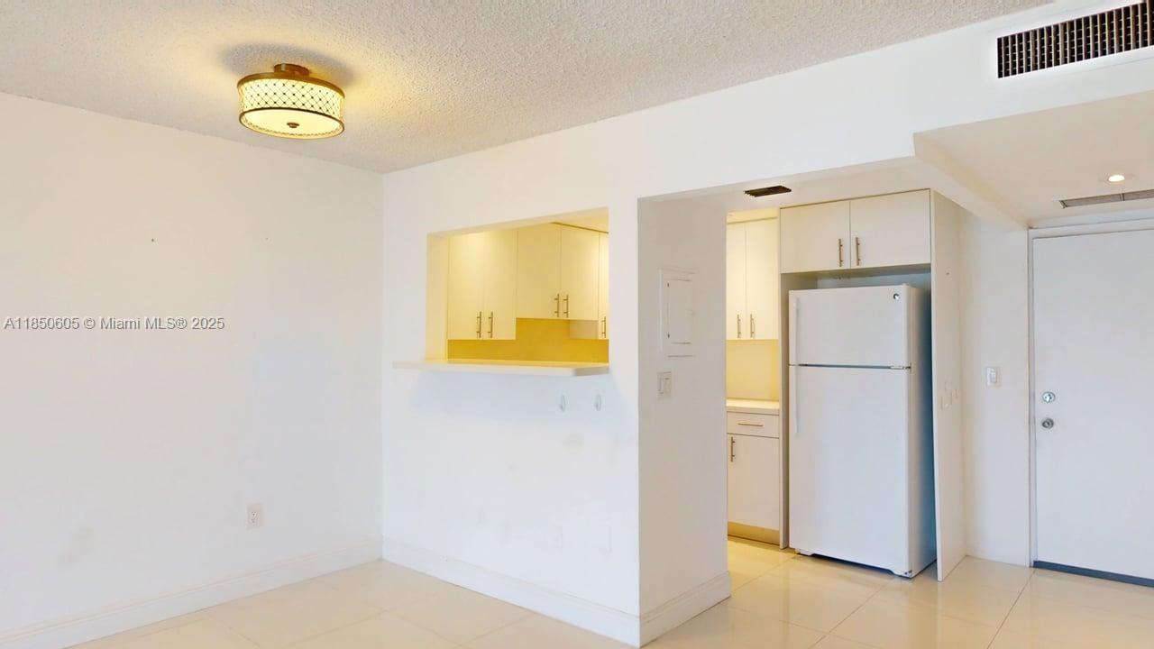 POINT EAST ONE CONDO-BLDG - Residential