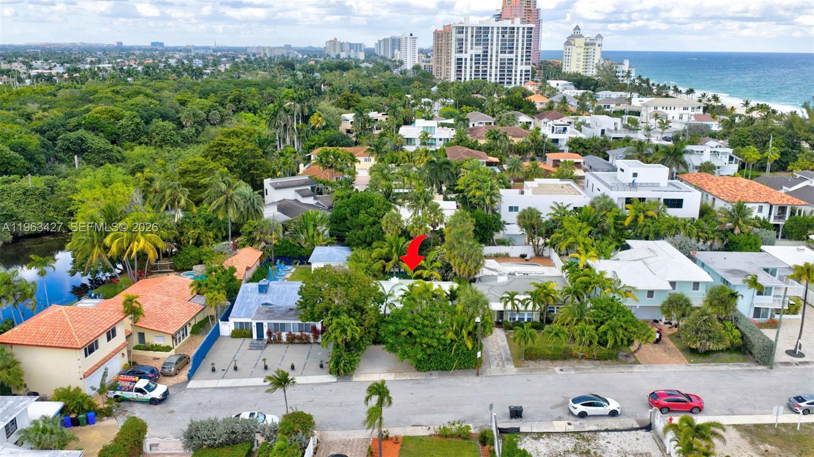 LAS OLAS BY THE SEA EXT - Land