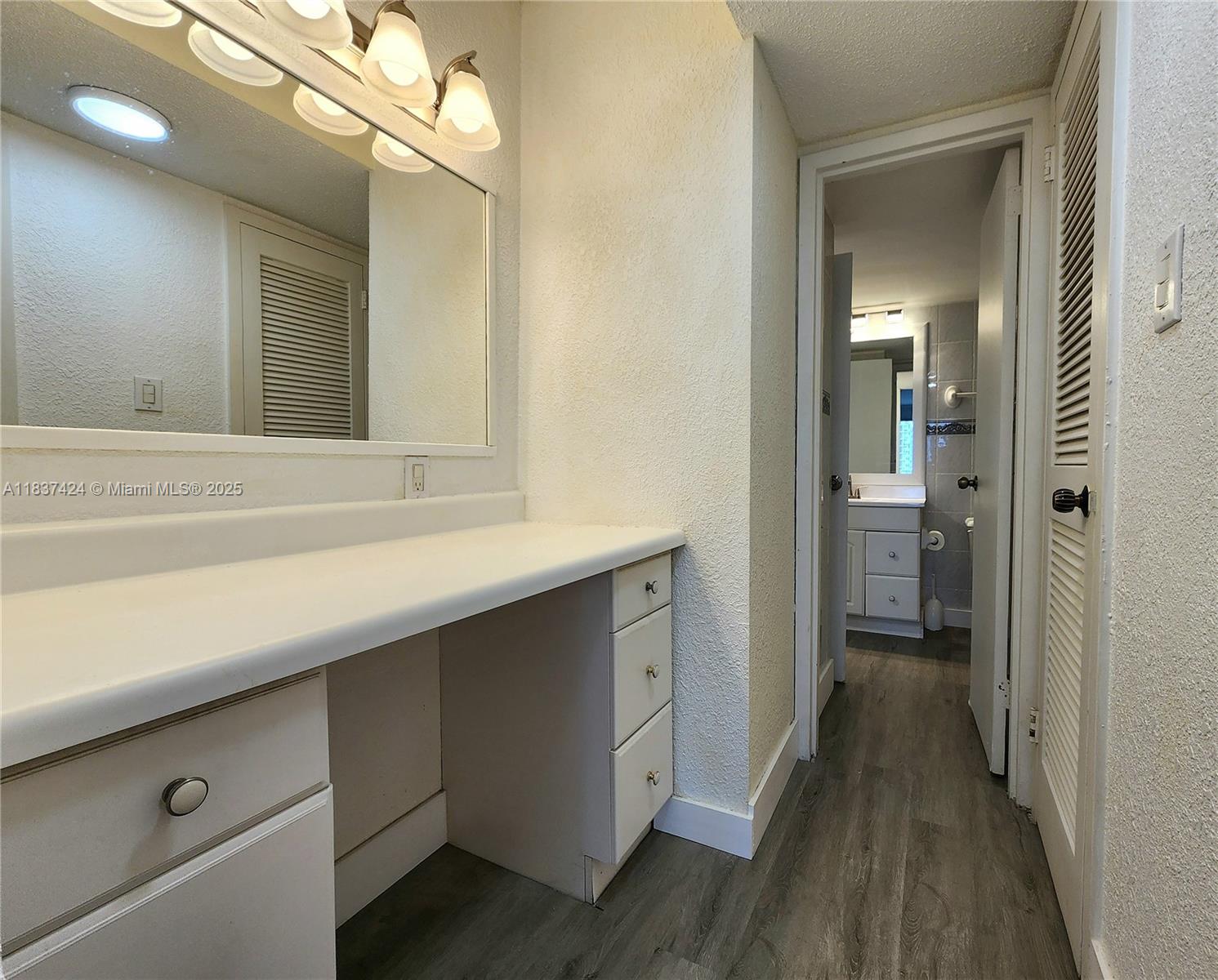 PARKER PLAZA CONDO ESTATE - Residential