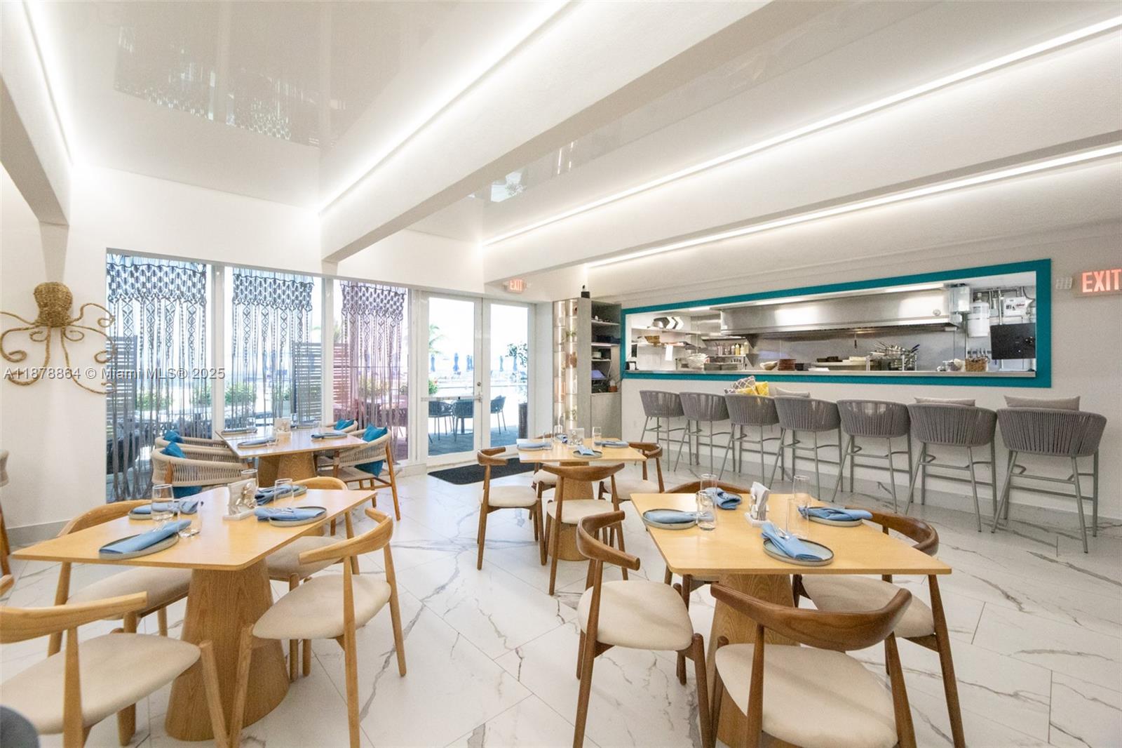 LA MER ESTATES SOUTH COND - Residential