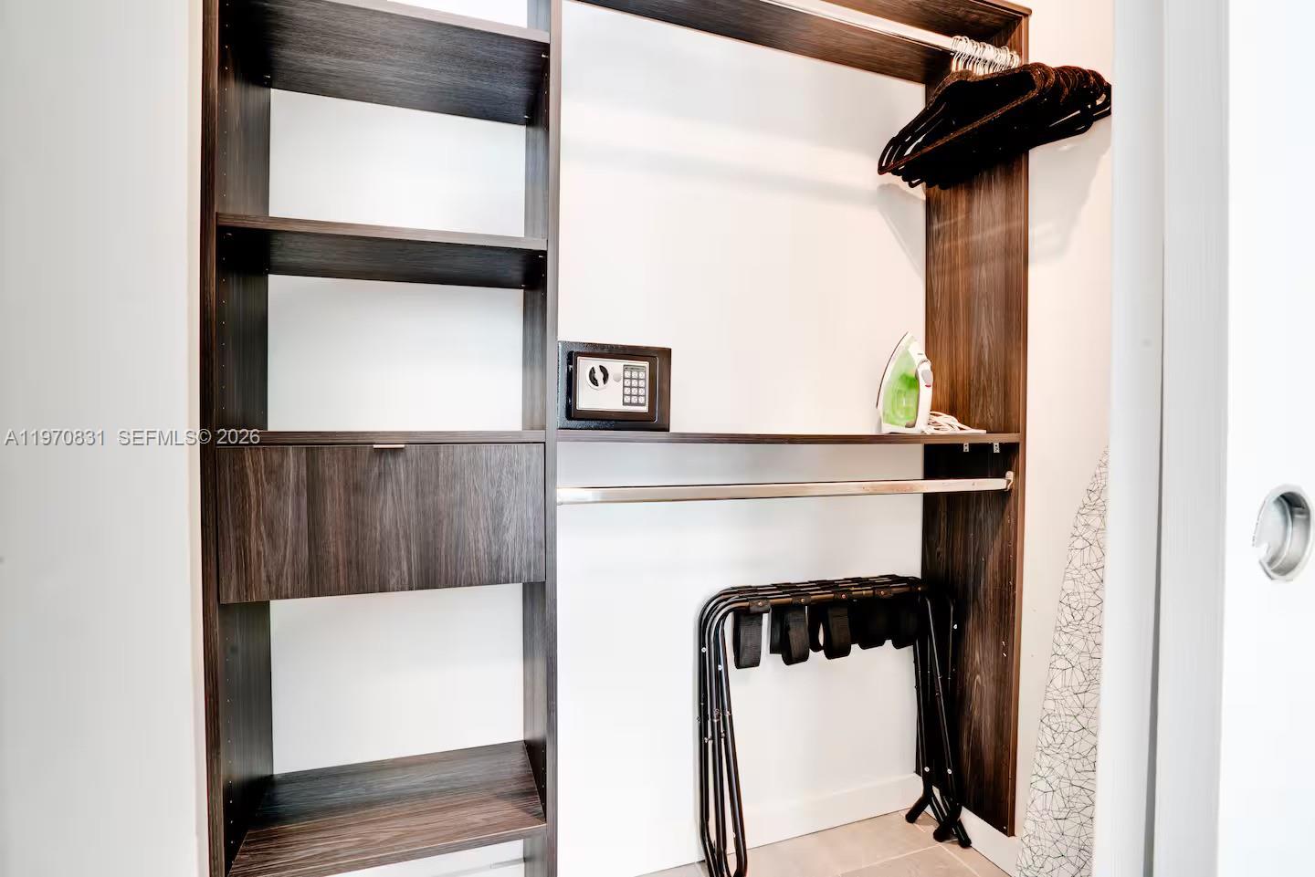 MAP OF MIAMI DADE CO. FL. - Residential