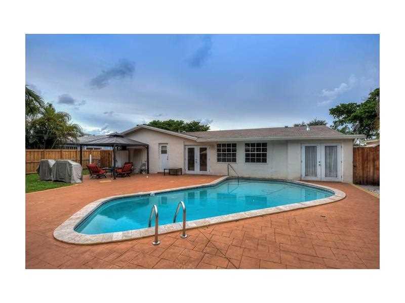 HOLLYWOOD HILLS AMEN PLAT - Residential