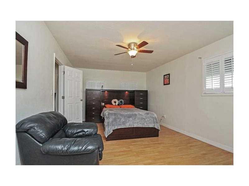 HOLLYWOOD HILLS AMEN PLAT - Residential