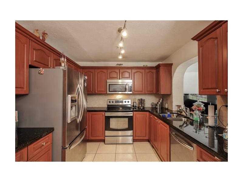 HOLLYWOOD HILLS AMEN PLAT - Residential