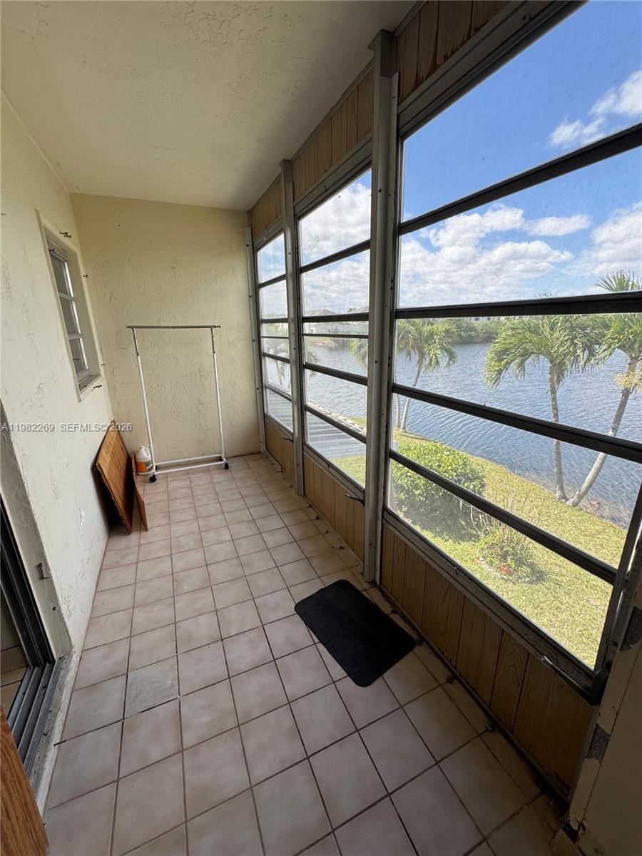 RO-MONT SOUTH CONDO F - Residential