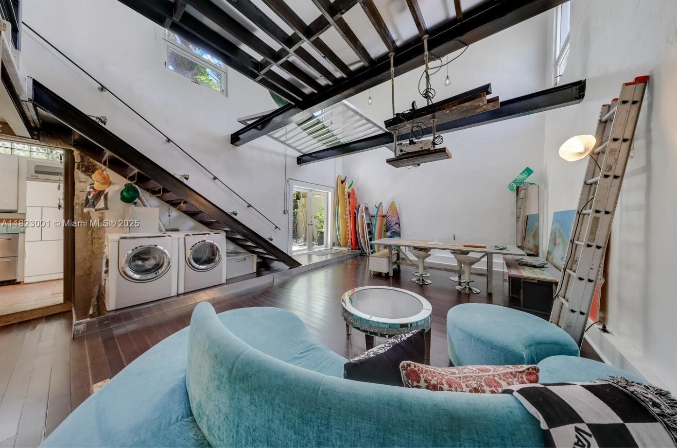 305 Jefferson Ave 5