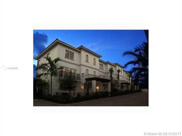 GREAT LOCATION CLOSE TO I-95 & MINUTES FROM DOWNTOWN LAKEWORTH & BEACHES. 3 BEDROOMS & 3 1/2 BATHROOMS AND 2 CAR GARAGE.
