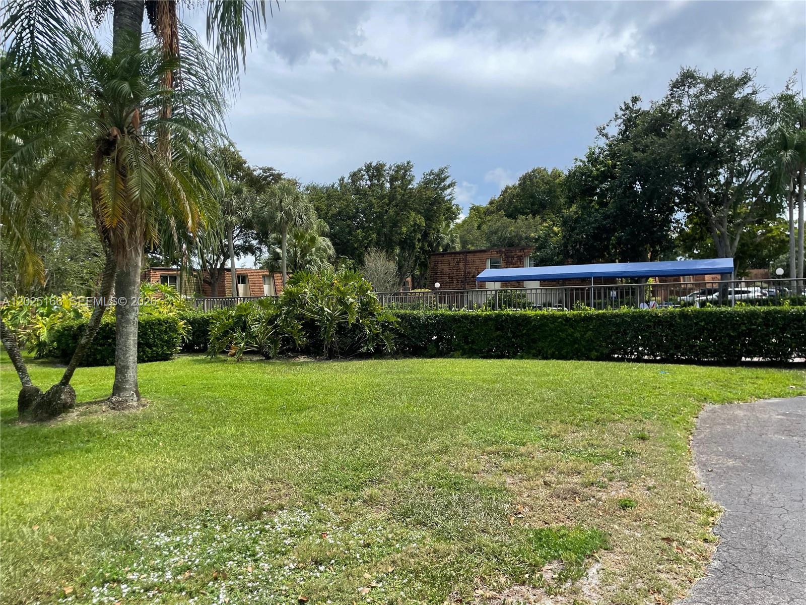 TRACT M-2 PLAT - Residential