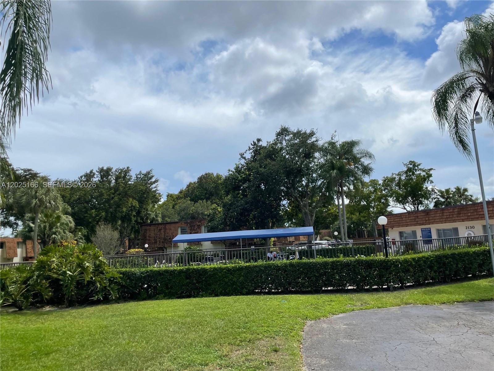 TRACT M-2 PLAT - Residential
