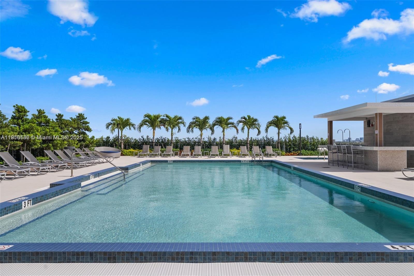 THE LEXI CONDO - Residential