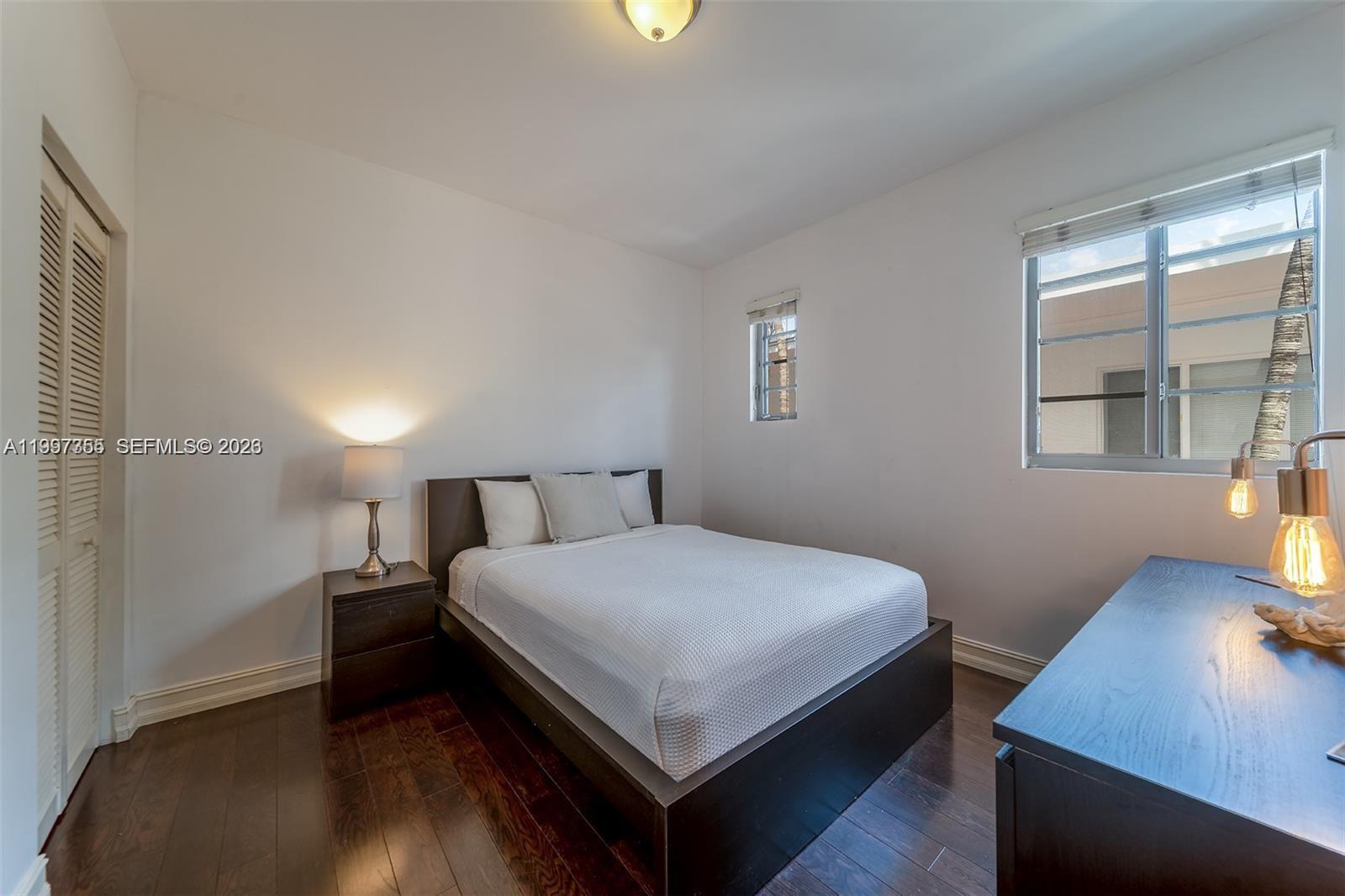 ELEVEN CONDO - Residential Lease