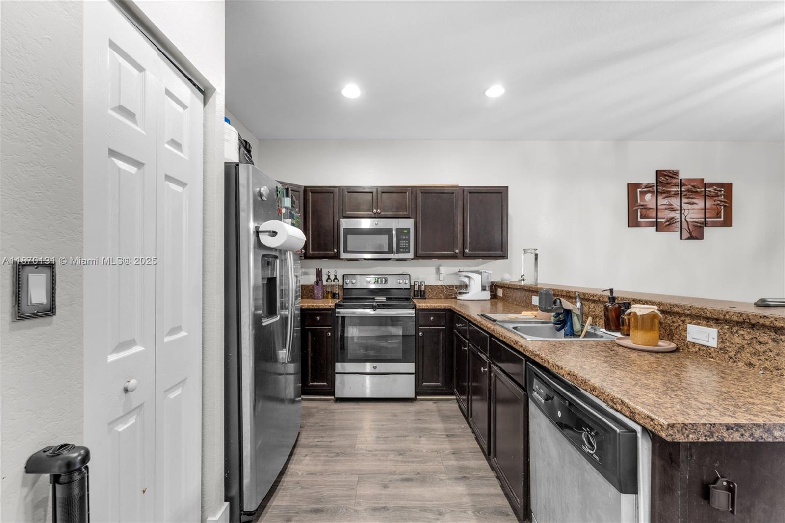 MARTINIQUE AT OASIS REPLA - Residential