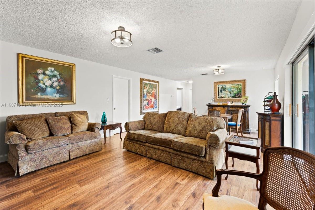 RAINBERRY BAY SEC 1 - Residential Lease