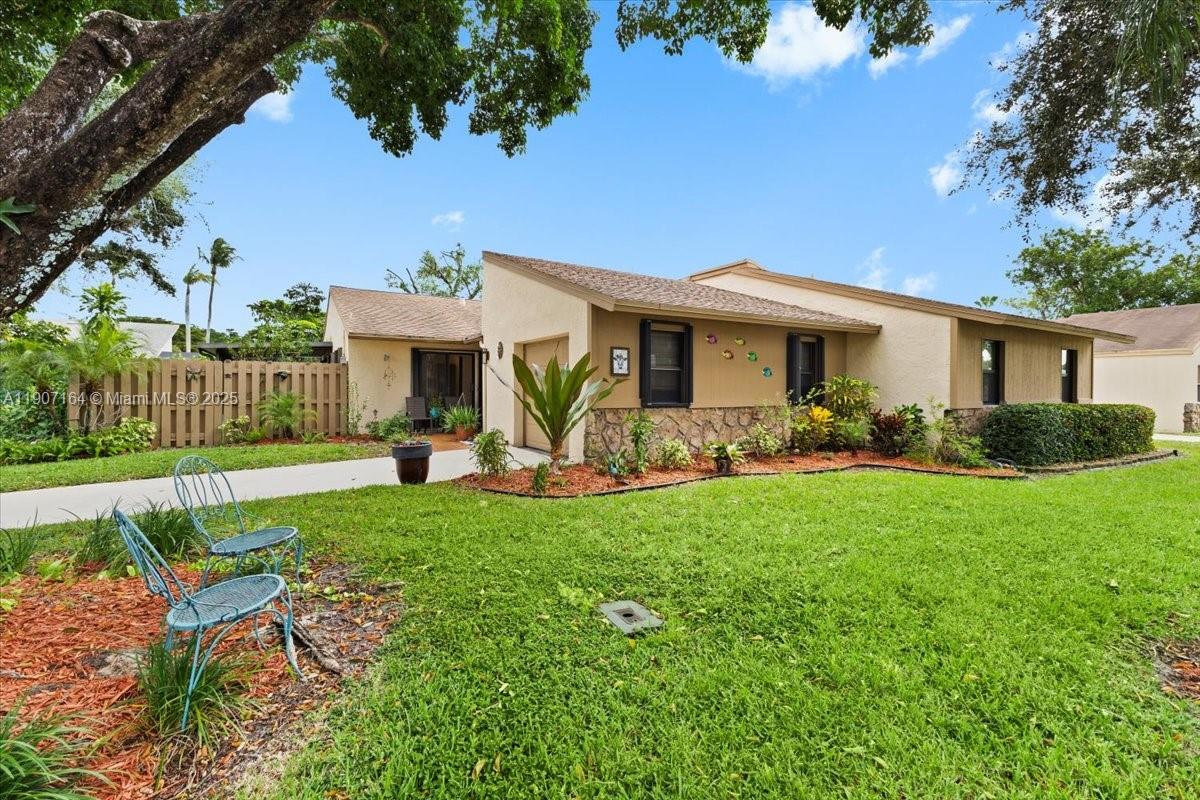 RAINBERRY BAY SEC 1 - Residential Lease