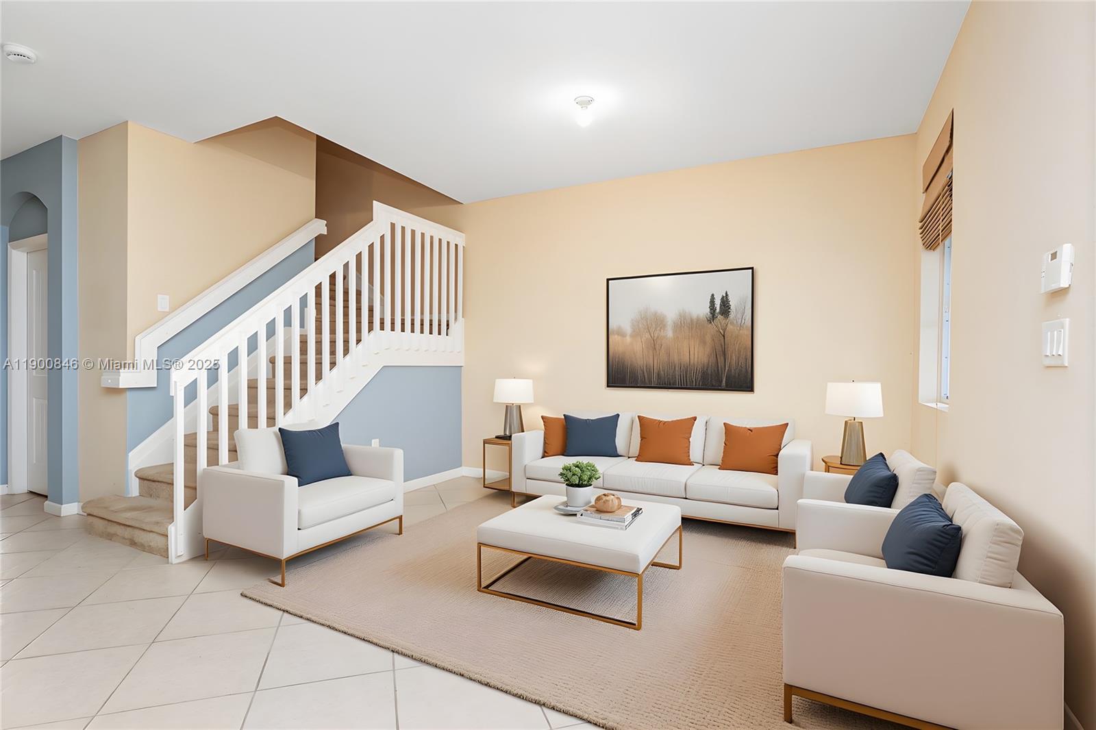 MANDARIN LAKES - Residential