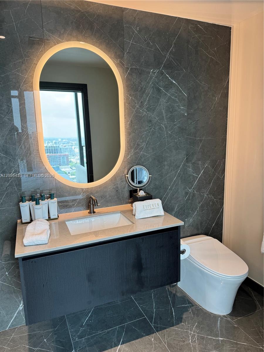 View photos, virtual tours, details... 20 NE 11th St 3405