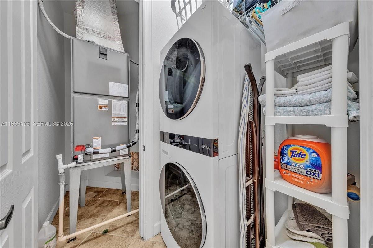 CYPRESS POINTE IV AT HERO - Residential