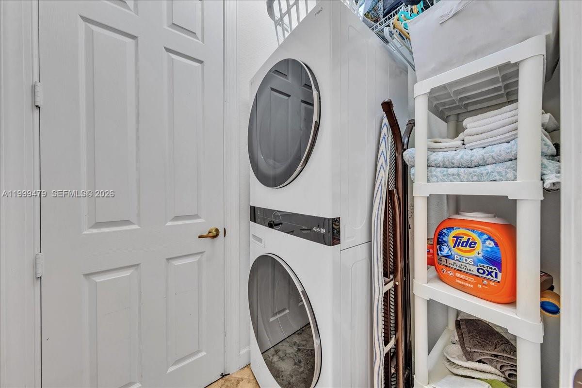 CYPRESS POINTE IV AT HERO - Residential