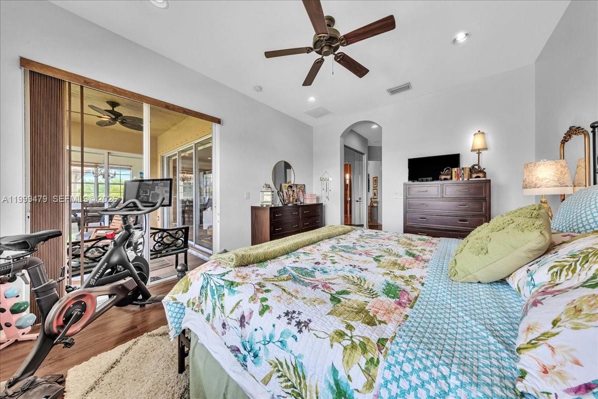 CYPRESS POINTE IV AT HERO - Residential