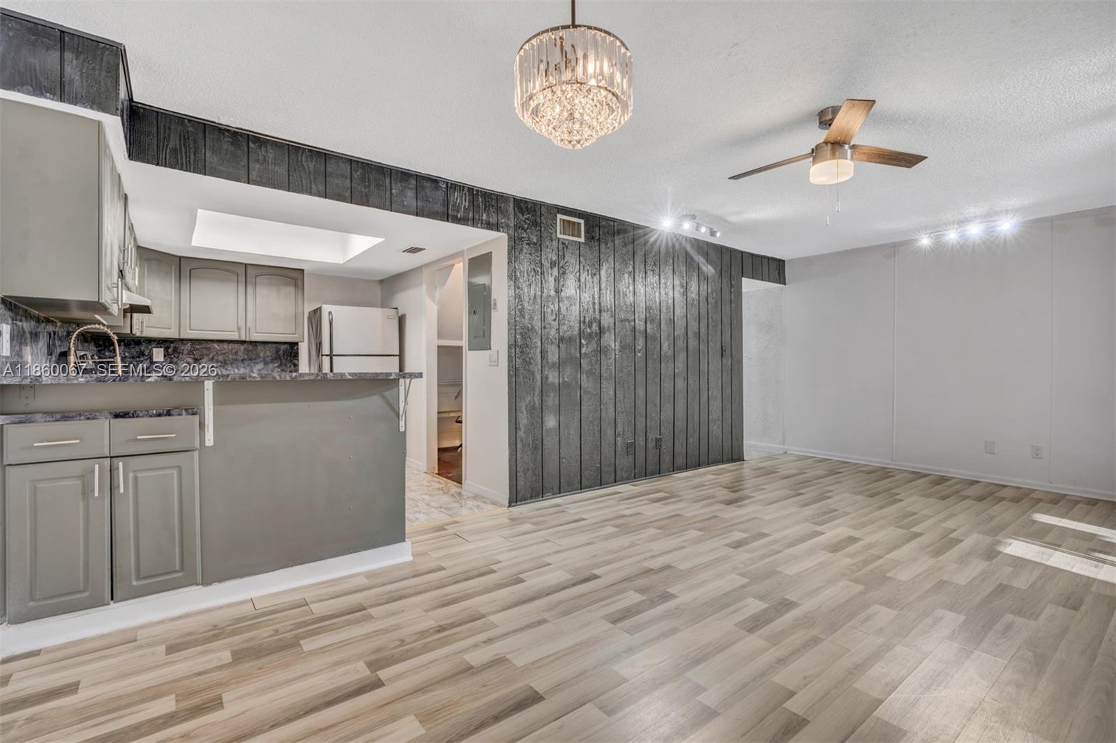 SHAKER VILLAGE PHASE 1 - Residential