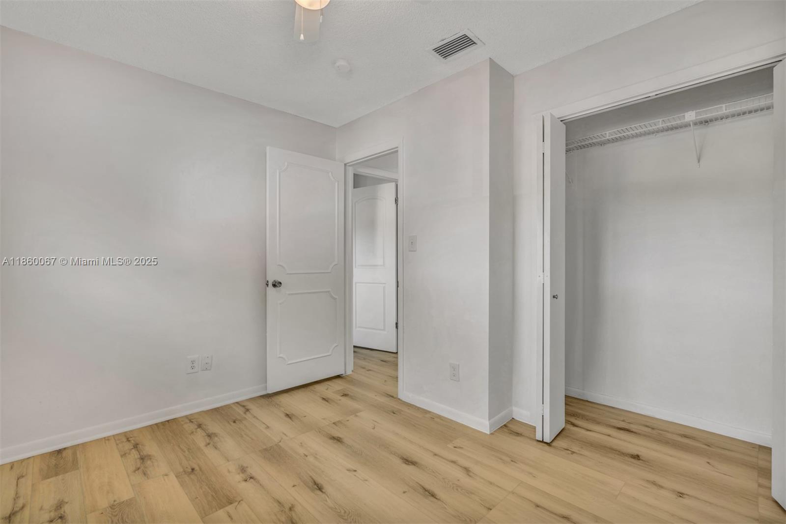 SHAKER VILLAGE PHASE 1 - Residential