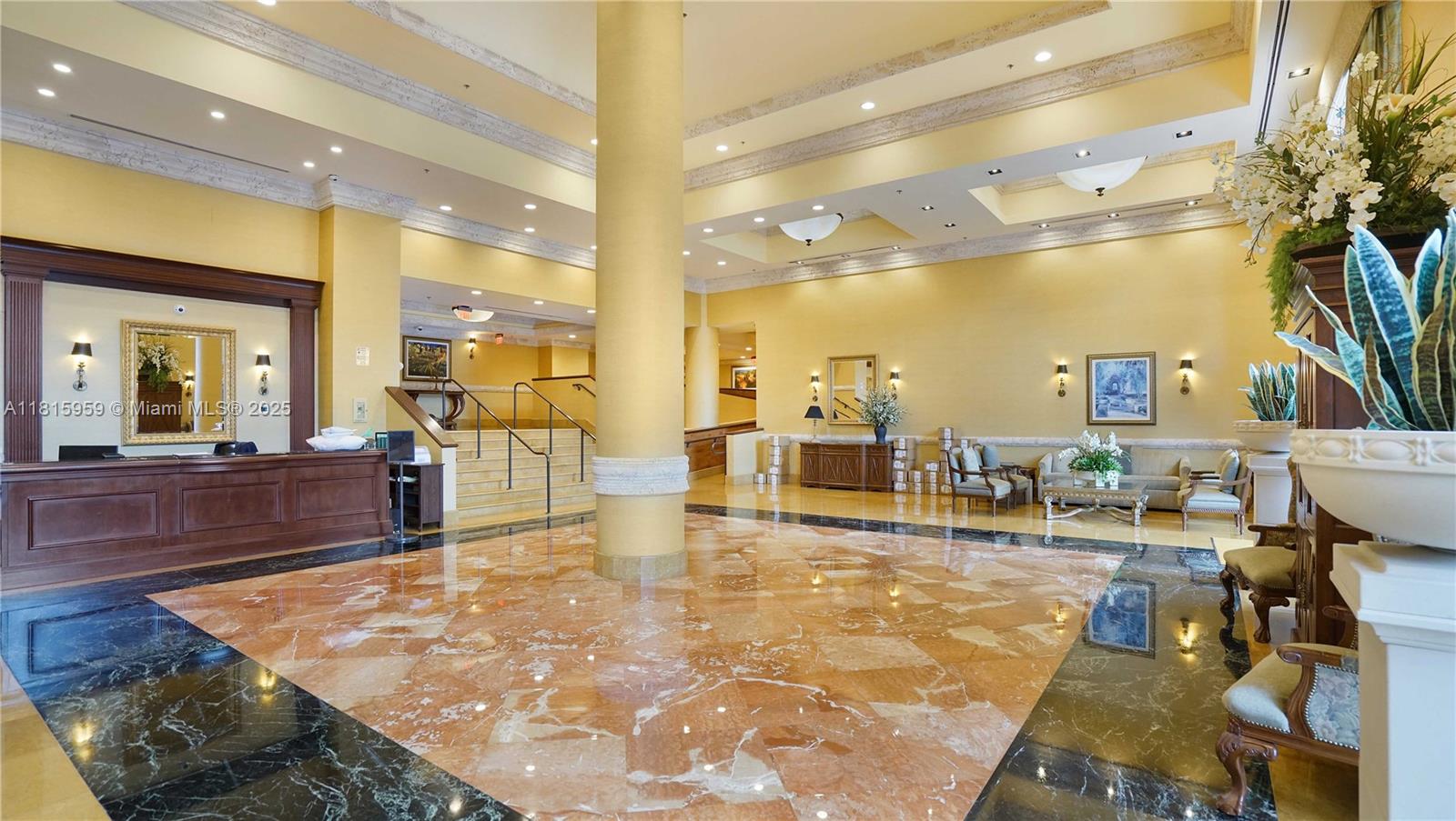 COLONNADE AT DADELAND SE - Residential