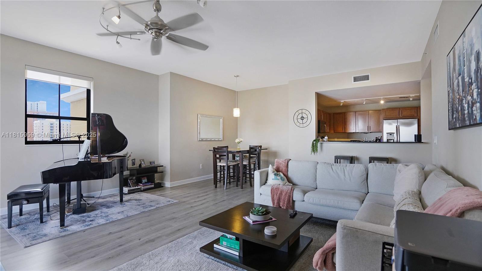 COLONNADE AT DADELAND SE - Residential