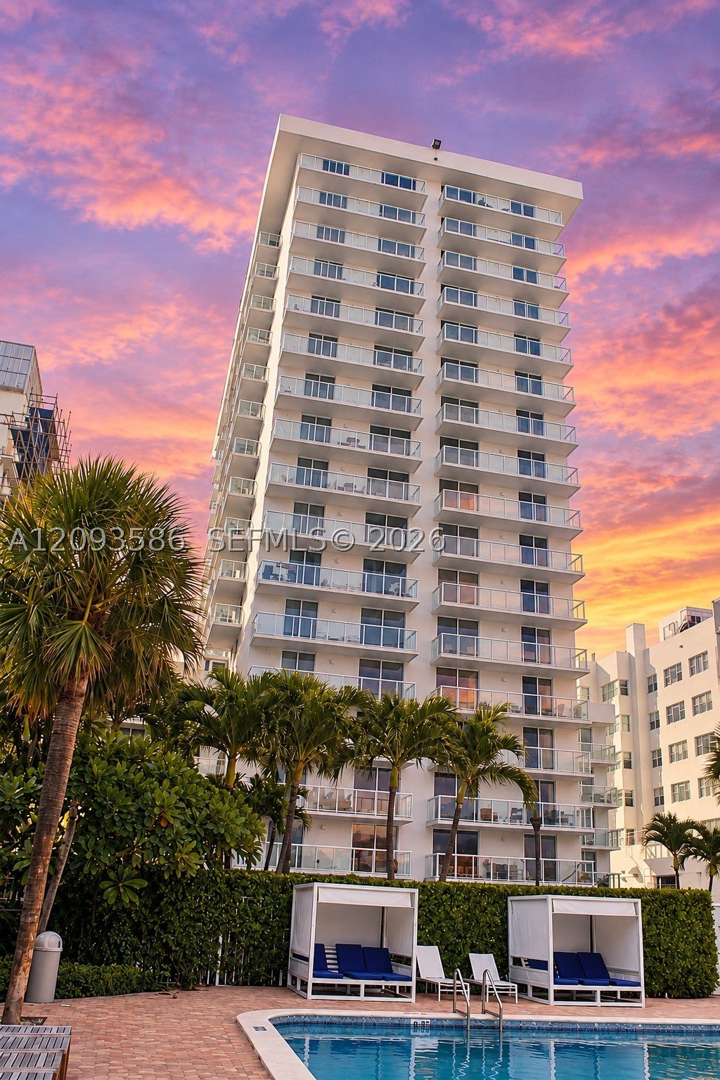 2457 Collins Ave 1502