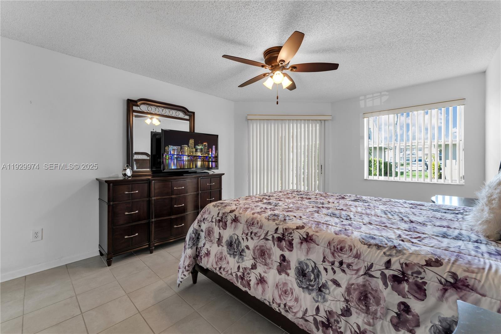 KEYS GATE CONDO NO SEVEN - Residential