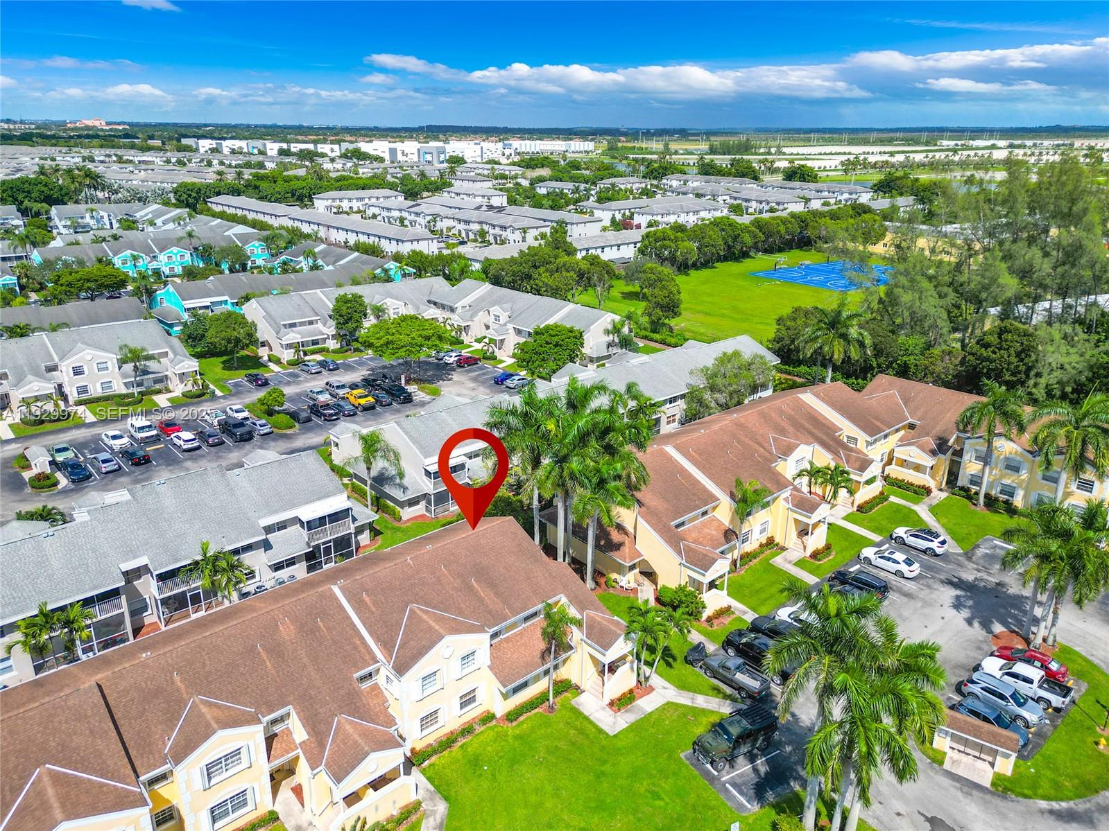 KEYS GATE CONDO NO SEVEN - Residential