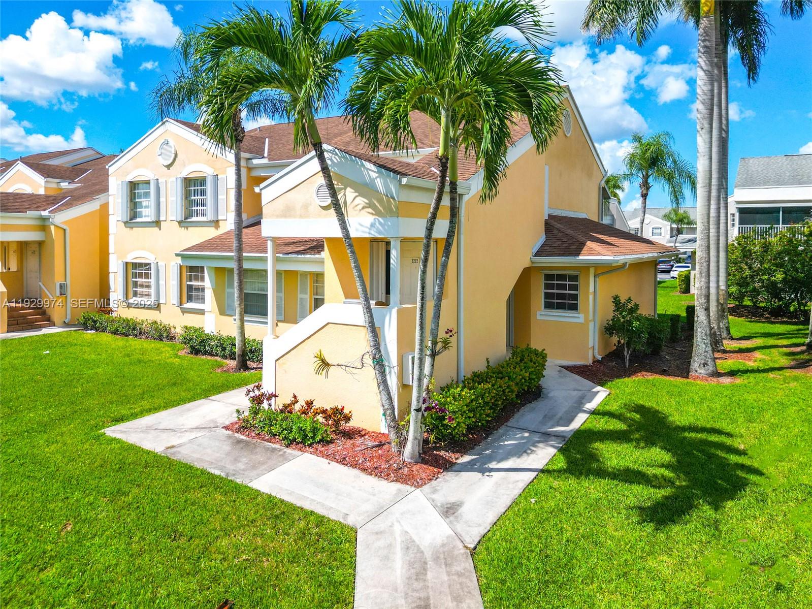 KEYS GATE CONDO NO SEVEN - Residential