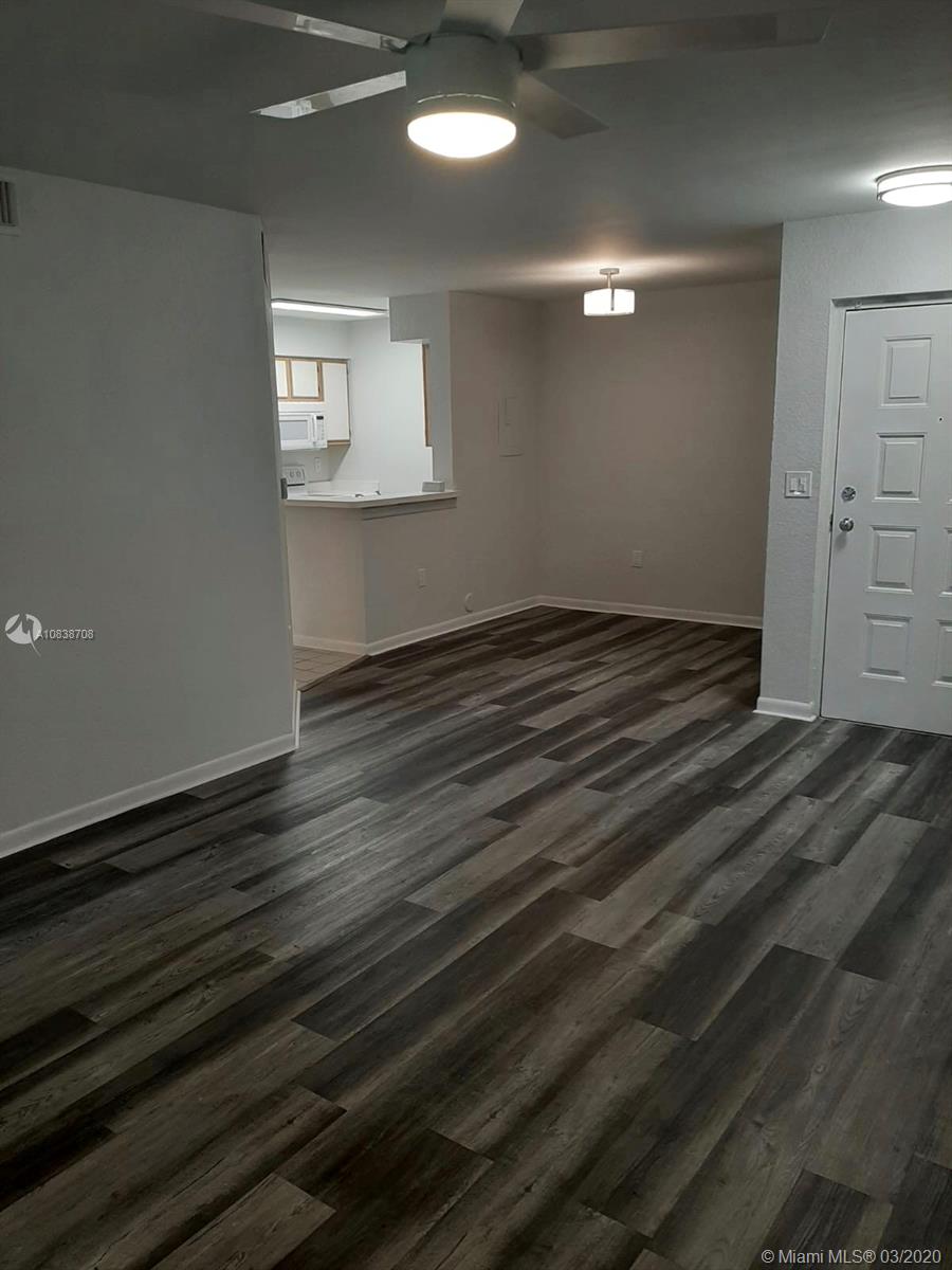 LAKEVIEW CLUB CONDO - Residential Lease