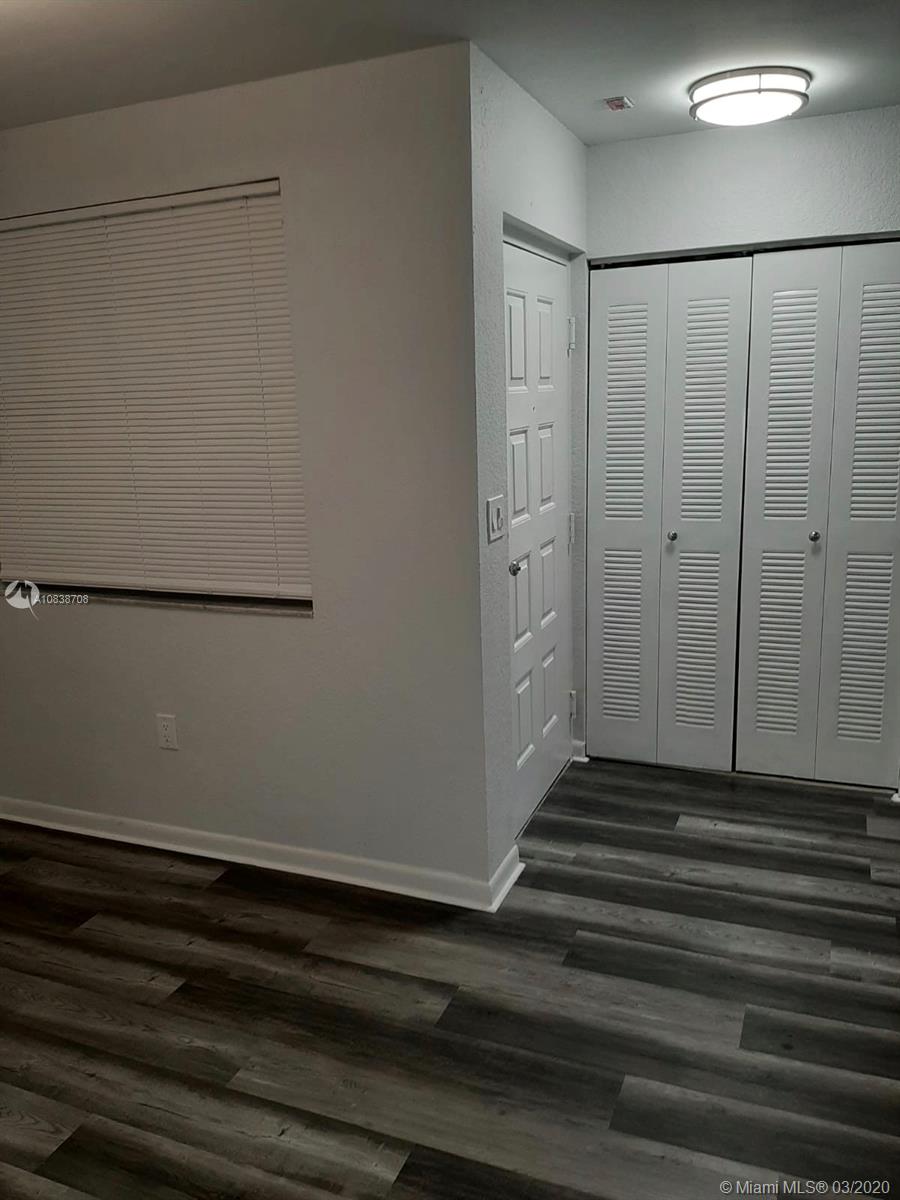 LAKEVIEW CLUB CONDO - Residential Lease