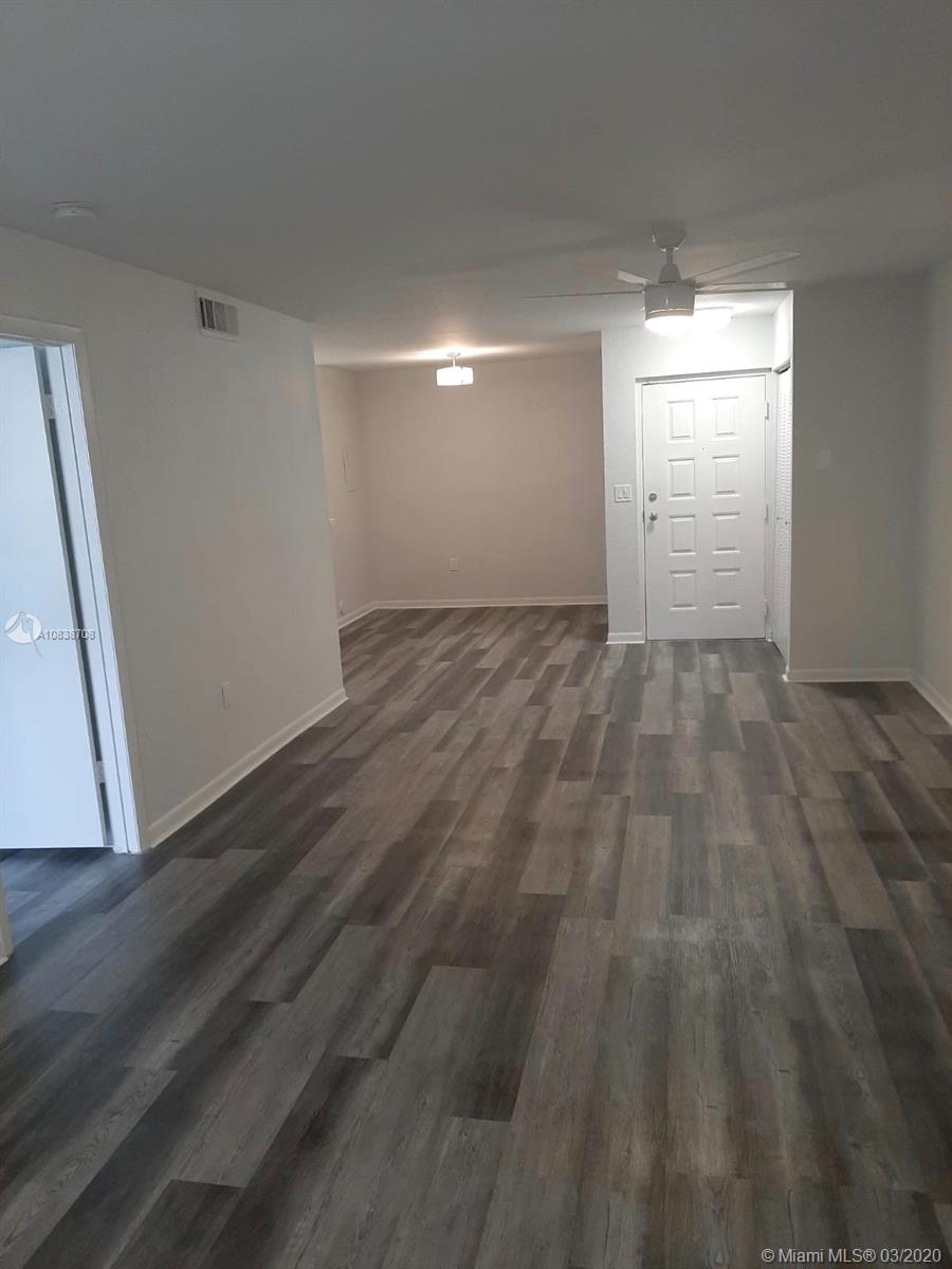LAKEVIEW CLUB CONDO - Residential Lease