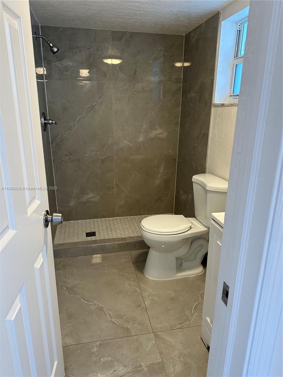 View photos, virtual tours, details... 3901 NW 9th Ave 14