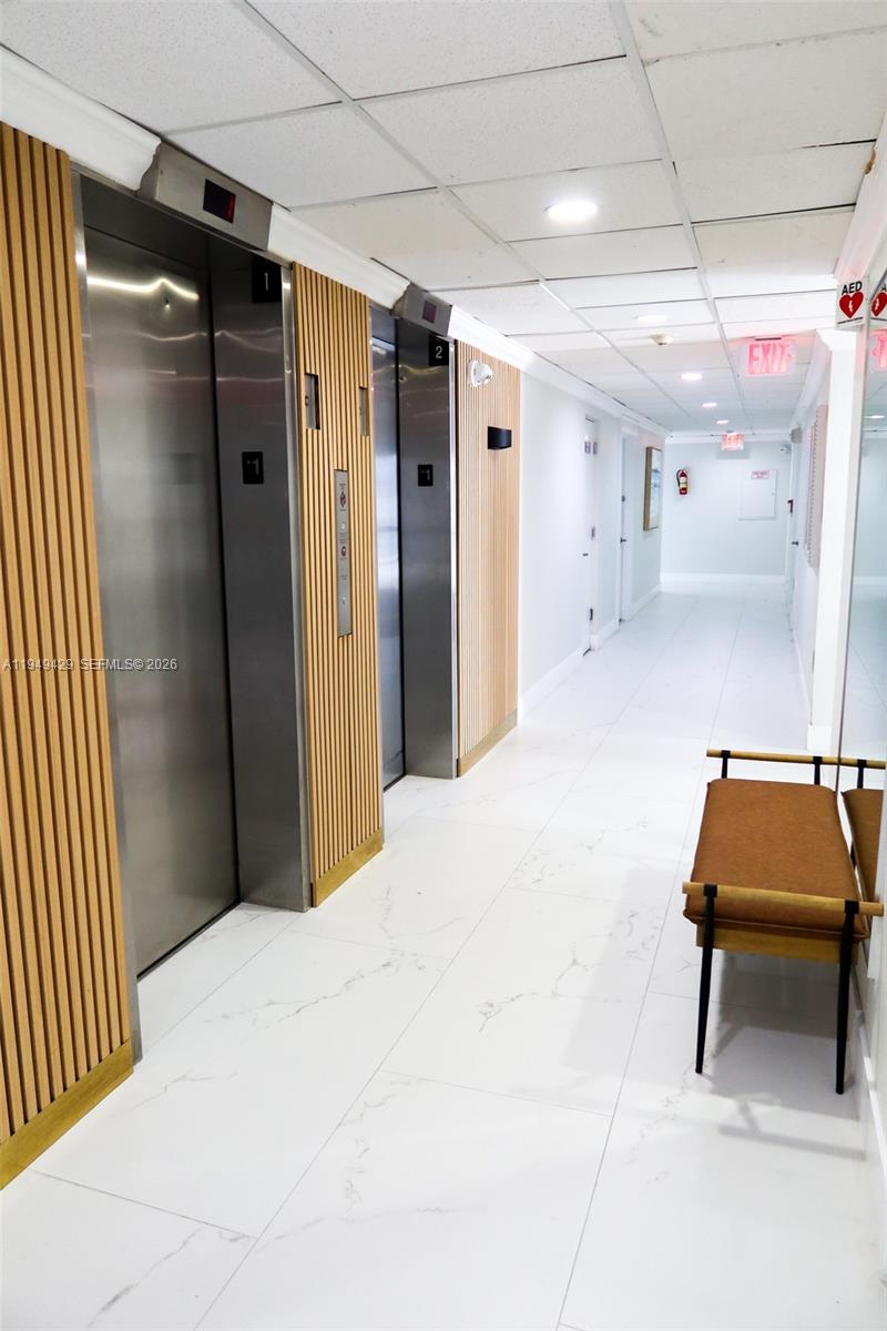 WELLINGTON TOWERS CONDO - Residential