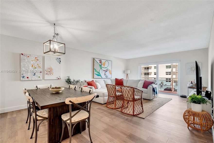 MUST SEE!!! Gorgeous condo just steps to the beach. Beautifully and tastefully redone. This 2 bedroom 2 bathroom unit has walk in closets, electric blinds, NEST thermostats, and much much more. 

PLEASE CALL LISTING AGENT CARLOS MACHADO UPON ARRIVAL TO GAIN ACCESS TO BUILDING.

SELLER HIGHLY MOTIVATED