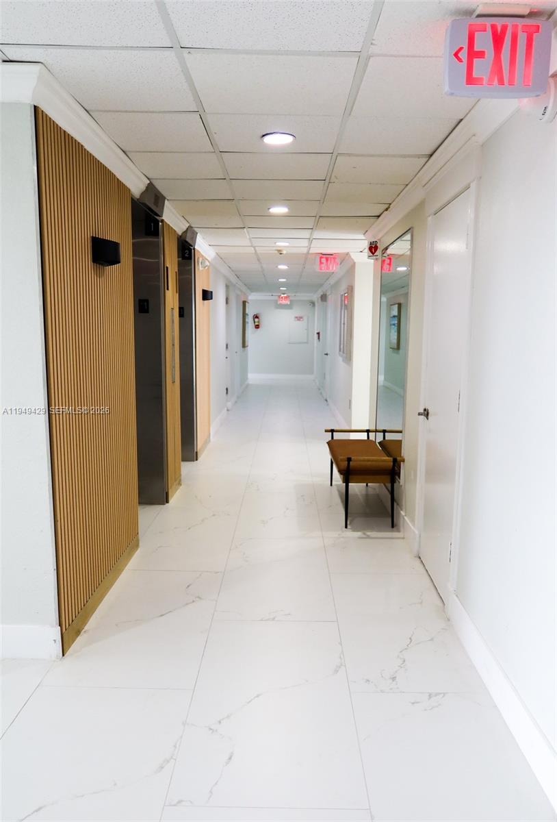 WELLINGTON TOWERS CONDO - Residential