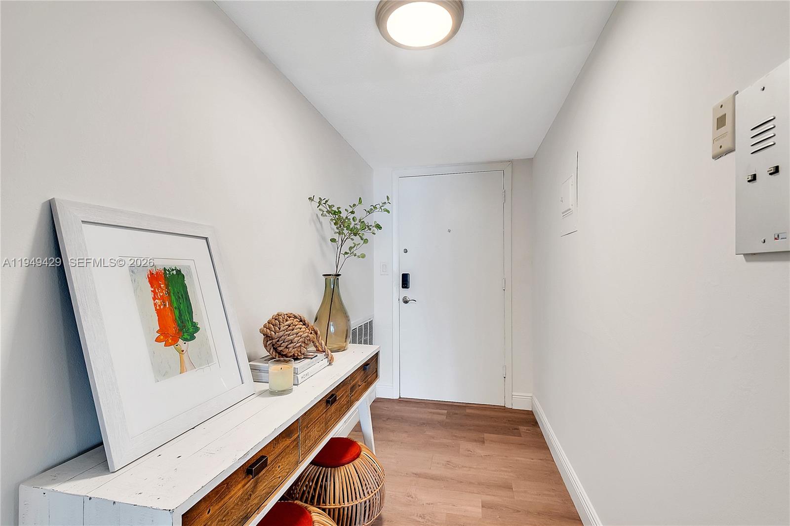 WELLINGTON TOWERS CONDO - Residential